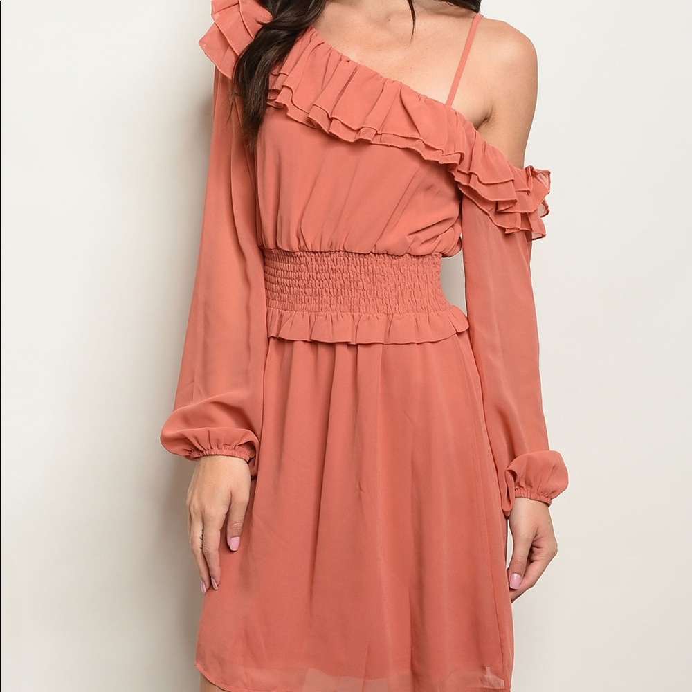 Women’s dress mauvepink LongSleeve one offshoulder